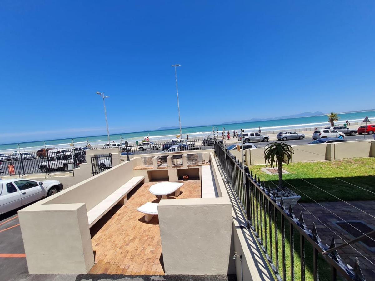 Apartment Silver Lining Beach *