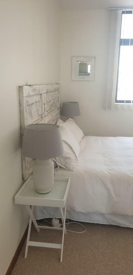 Apartment Silver Lining Beach *